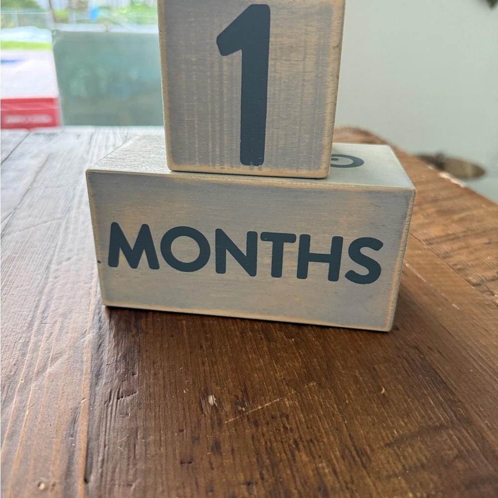 Gray Wooden Milestone Blocks